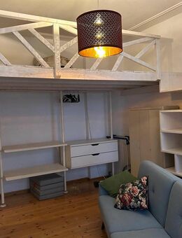 Wohnung mit Balkon in Friedrichshain! - Berlin