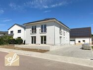 Energieeffiziente 4-Zi.-Neubauwohnung mit Einbauküche und Möglichkeit zur Gartennutzung - Fünfstetten
