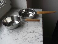 2 Stielpfännchen Holzgriffe Braun&Kemmler Norway Butterpfännchen 18/8 Edelstahl Vintage zusammen 19,- - Flensburg