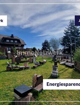 Einfamilienhaus mit toller Gartenanlage und vielseitig nutzbarer Lagerhalle im Gewerbegebiet - Bexbach