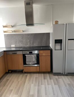 Zwei Zimmer Wohnung Erdgeschoss mit Einbauküche - Kulmbach