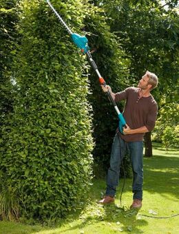 Teleskopheckenschere von Gardena Typ THS 500/48 zum Mieten. - Bielefeld