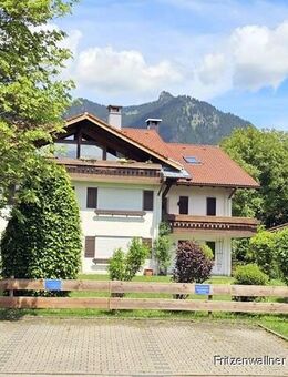 "Wohnträume verwirklichen: Renovierungsbedürftige 3-Zimmer -Erdgeschoss - Wohnung mit Terrasse & Tiefgarage in Sonthofen" - Sonthofen