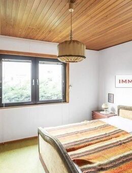 IMMOBERLIN.DE - Gepflegter Bungalow und/oder großes Baugrundstück in familienfreundlicher Lage - Berlin