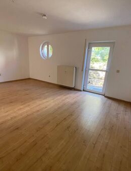 1 Raum Wohnung - Für Azubis geeignet - Arzberg (Sachsen)