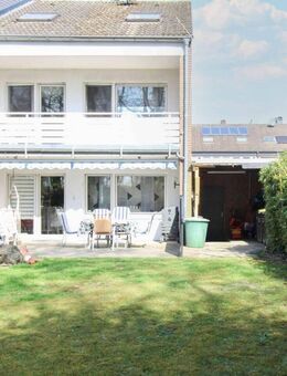Müssingen: Reihenendhaus mit Garten, Balkon und Garage in ruhiger Sackgassenlage - Warendorf
