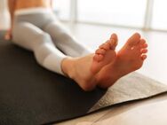 Suche sportliche besuchbare Sie mit Lust auf Yoga-Footjobs gegen TG - München