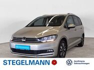 VW Touran, 1.5 TSI Move, Jahr 2023 - Lemgo