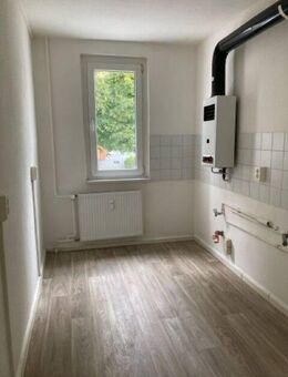 2 Zimmer im Erdgeschoß - Bernburg (Saale)