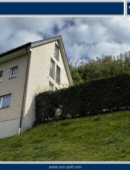 Großzügiges Einfamilienhaus mit Einliegerwohnung - Altena