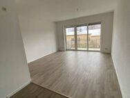 Schöne helle 2 Raum Wohnung mit Balkon ab 07.2025 mit Balkon und Tiefgarage zu vermieten - Wilkau-Haßlau