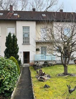 Massives 3-Familienwohnhaus mit Garage in Schwabach - Schwabach