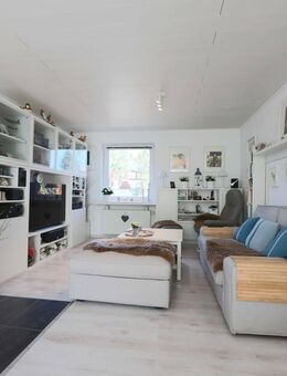 Gemütliches Reihenmittelhaus mit Wintergarten und Südterrasse in Kiel-Holtenau - Kiel