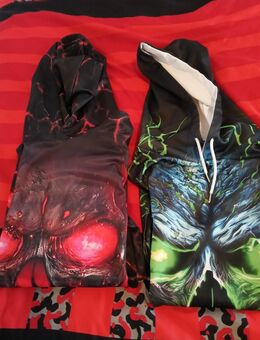 2 kaputzen Pulli - Klotten