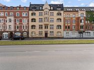 Großzügige 4-Zi.-Wohnung mit Balkon, Loggia & Kamin - Ideal für Eigennutzer oder Anleger - Kassel