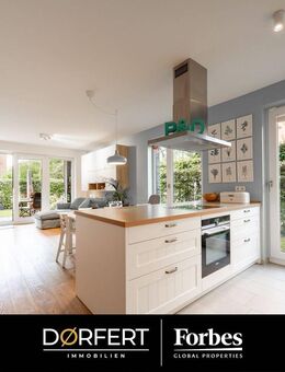 Eleganz trifft Komfort: Stilvolle Erdgeschosswohnung mit eigenem Grün - Hamburg