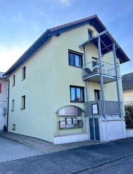 Pfiffiges 1 Zimmer Appartement im Dachgeschoss - Knetzgau