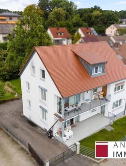 *** Provisionsfrei *** Mehrfamilienhaus mit zusätzlichem Baugrund im Top Zustand - Aystetten