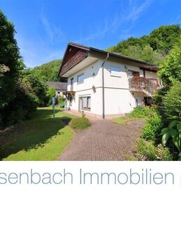 Einfamilienhaus inkl. Einliegerwohnung mit großzügigem Grundstück in Haagen - Lörrach