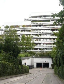Schwabing: Großzügige Bürofläche bereits mit Genehmigung der Baubehörde zur Nutzung als Wohnung - München