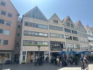 Sofort frei: Helle und freundliche 2-Zimmer Dachgeschoßwohnung direkt am Ulmer Münsterplatz - Ulm