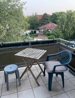 Barrierefreie geräumige 1 Raum Wohnung mit Balkon und Fahrstuhl im 2. OG inkl. Küche - Merseburg