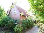 Topgepflegtes, familiengerechtes Reihenendhaus mit Carportanlage, Geräteraum und Garten - Cloppenburg