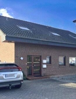 Kalkar-Grieth: Einfamilienhaus mit Einliegerwohnung, ca. 203 m² Gesamtwohnfläche, zwei Garagen, Erbbaugrundstück. - Kalkar