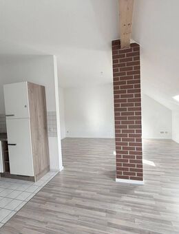 Wohnen im Dachgeschoss - mit EBK und Balkon - Chemnitz