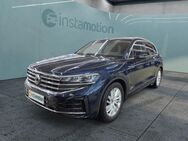 VW Touareg, 3.0 V6 TDI Elegance IQ Drive 19Zoll, Jahr 2024 - München