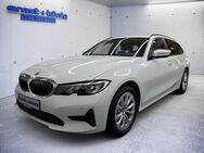 BMW 318 d Touring Aut. Advantage NAVI RFK ACC LED SHZ - Freiburg (Breisgau)