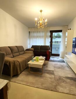 Freie Hochparterre-Wohnung mit bester Infrastruktur – Wellness und Schwimmbad inkl. - München