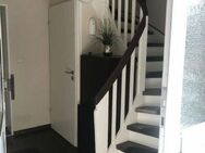 Renovierte 3 Zimmer Wohnung mit EBK in Grevenbroich- Wevelinghoven - Grevenbroich