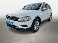 VW Tiguan, 2.0 l TDI Highline, Jahr 2020 - Groß Gerau