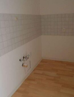 WBG - seniorenfreundlich u. bezugsfertig, 2 Zimmerwohnung mit Aufzug und Dusche! - Brandenburg (Havel)