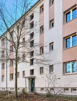 Charmante 4-Zimmer-Wohnung mit Balkon in ruhiger Lage von Potsdam-Waldstadt - Potsdam