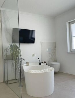 **Wohnung mit Terrasse u. Balkon, stadtnah in Prüm** - Prüm
