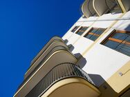 Ein weiterer Schritt zum Einzug - Die Fassade Ihrer 2-Zimmer-Wohnung mit Balkon ist bereit! - Köln