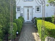 Feines Einfamilienhaus mit Wintergarten und Doppelgarage - Rechtmehring