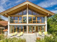 Einfamilienhaus in 1. Reihe zum See: Mit wunderschönem See- und Bergblick - Gstadt (Chiemsee)