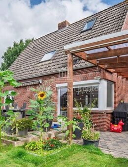 Renoviertes EFH mit Garage (mietfrei) in ruhiger, zentraler Lage von Weener - Weener