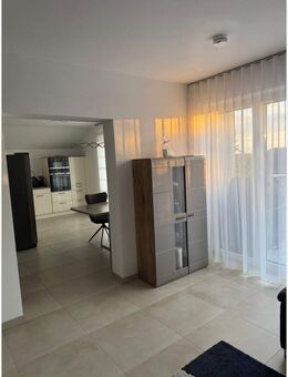 Helle Dachgeschosswohnung mit 124 m² und zwei Balkonen im Herzen von Grünberg - Grünberg