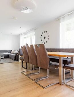 Modernes Wohnen mit Blick ins Grüne - 3-Zimmer-Wohnung mit sonnigem Balkon - Altdorf (Bayern)