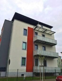 2 Zimmer Wohnung mit großem Balkon, Parkettboden, EBK und Fussbodenheizung - Dresden