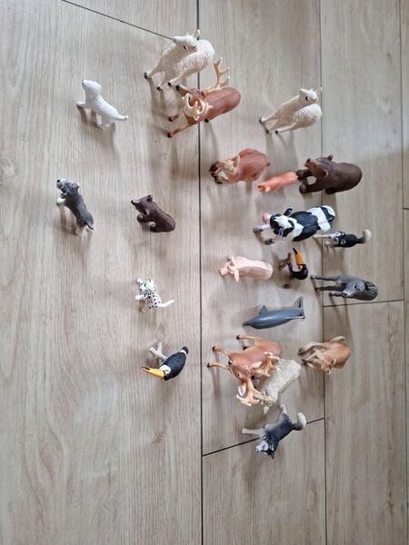 20 verschiedene Schleich Tiere , neuwertig ein ganzer Zoo - Dresden