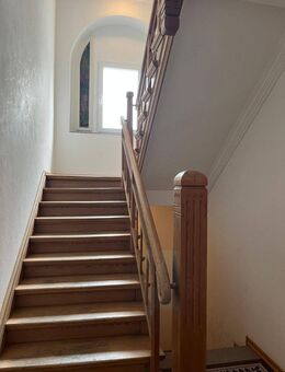 **Traumhafte 4 Zimmer-Altbaumaisonette in zentraler Lage von Wermelskirchen ** - Wermelskirchen