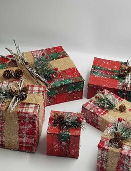 6er Set Weihnachtsgeschenkboxen mit Schleife Geschenkbox Ornament unter dem Baum - Stolberg (Rheinland, Kupferstadt)
