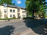 Kleinzschachwitz - elbnahe 3-Zi.-Wohnung mit Balkon und Stellplatz - Dresden