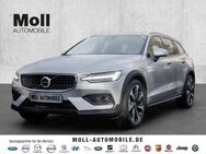 Volvo V60 Cross Country Cross Country Ultimate AWD B5 Benzin EU6d HUD StandHZG AHK digitales Cockpit Memory Sitze - Aachen