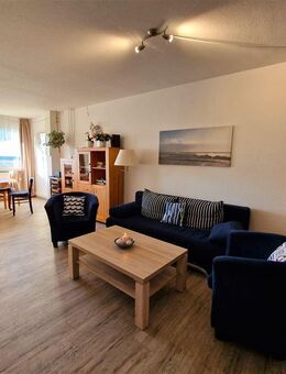 Ostseefernblick gen Westen inklusive: größere Ferienwohnung im 4. Stock mit Blick auf die Salzwiesen - Heiligenhafen